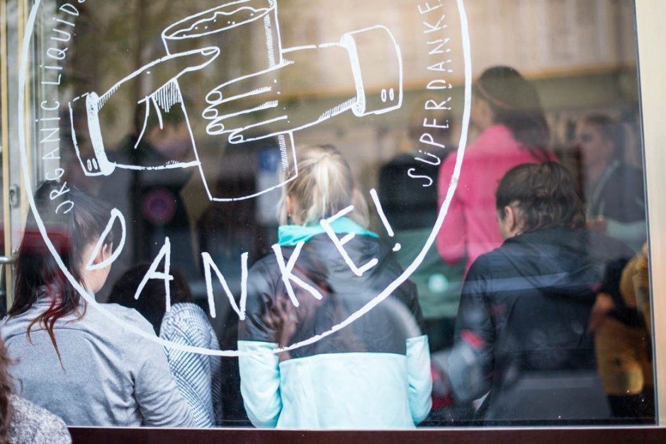 EvIMLfenCVzr-2po_o6iplkR87ZvgAM_ZgTo7ECCmBw