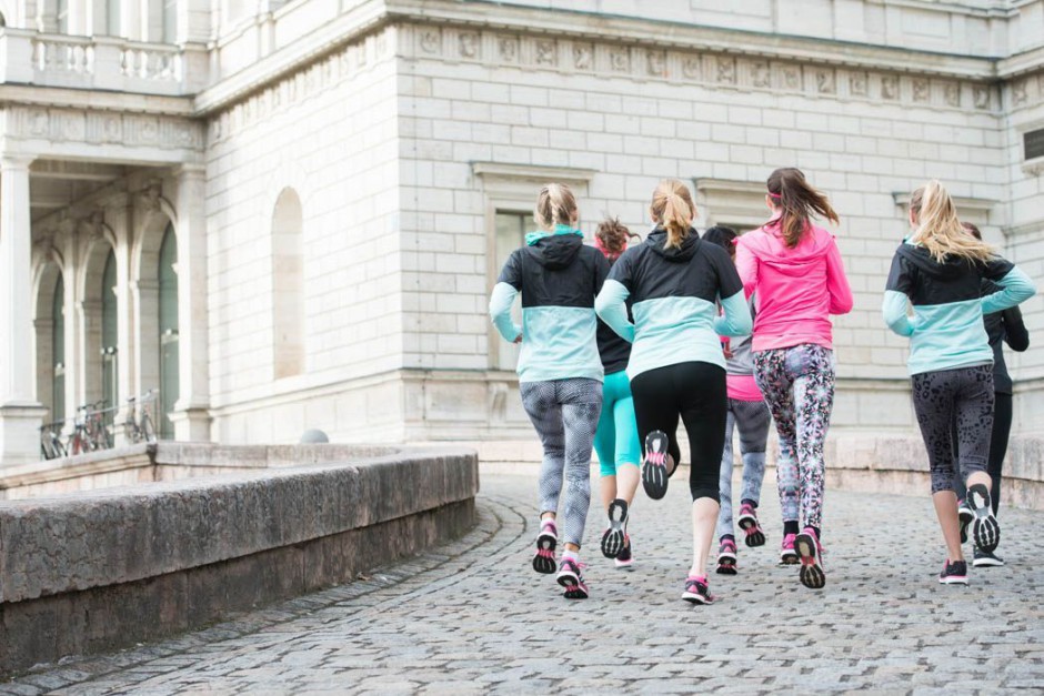 -kwWt33Ny31It7Ei0WGPKes7ECZdHqA_d95othE83P4